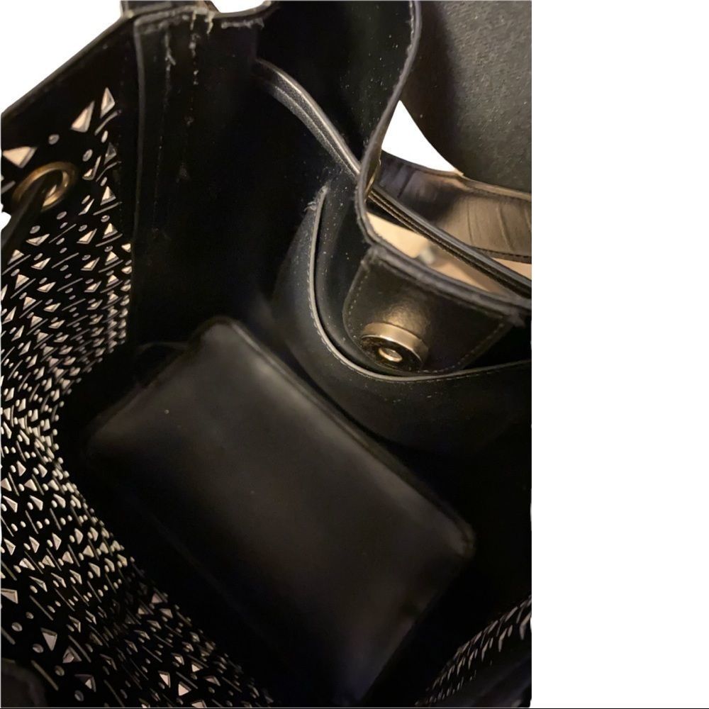 Drawstring Bucket Crossbody Purse - image 3